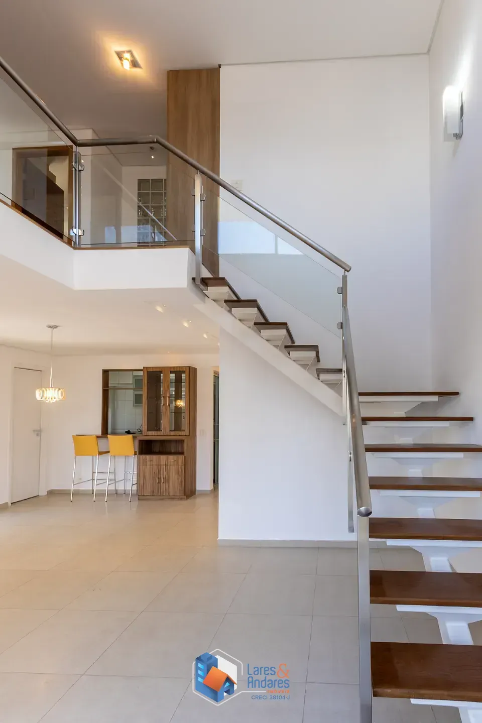 Imagem Duplex para venda em Vila Madalena com 1 quarto, sendo 1 suíte, 70m²