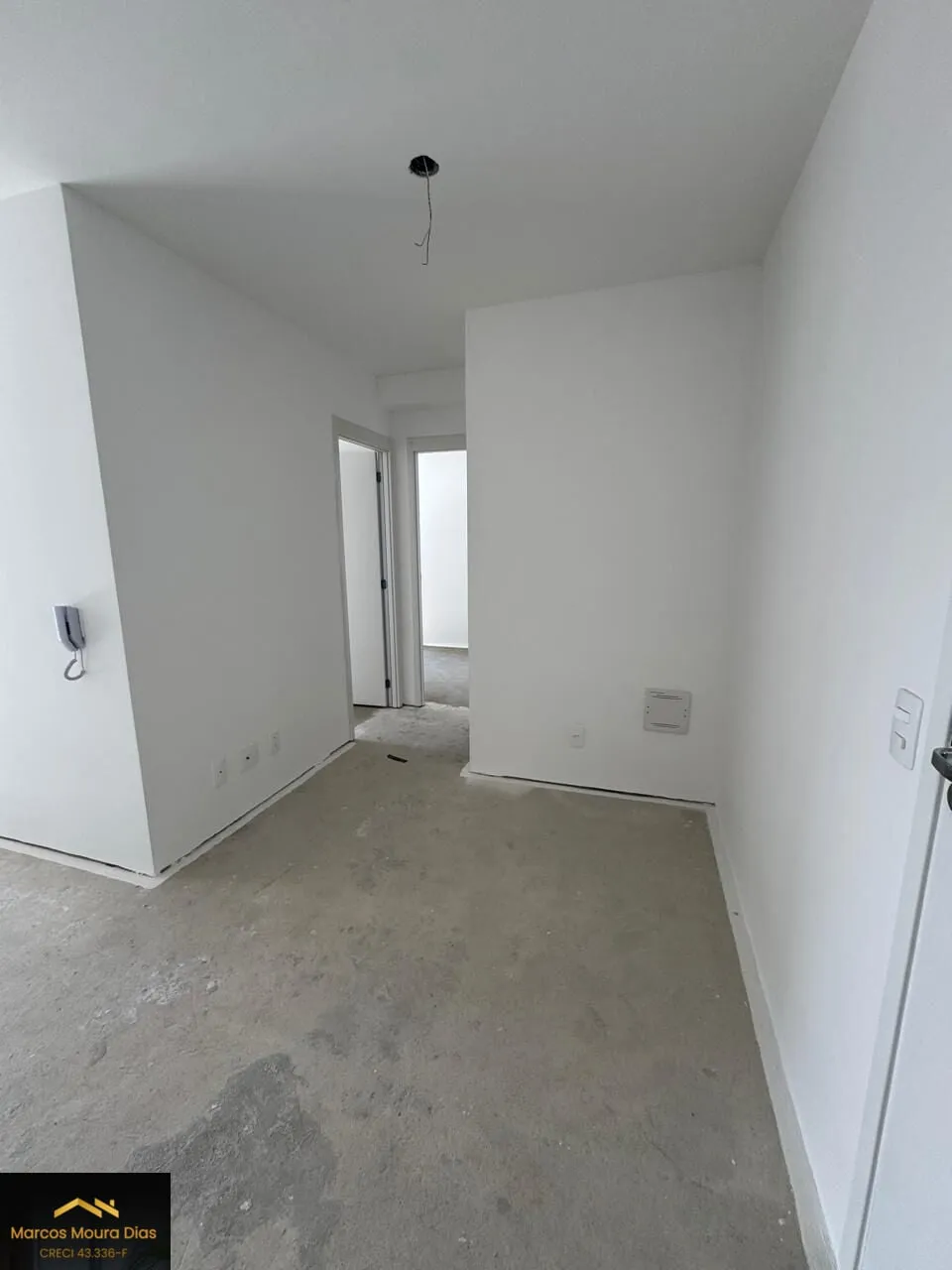 Imagem Apartamento com Sacada, 2 Dormitórios e 1 Vaga