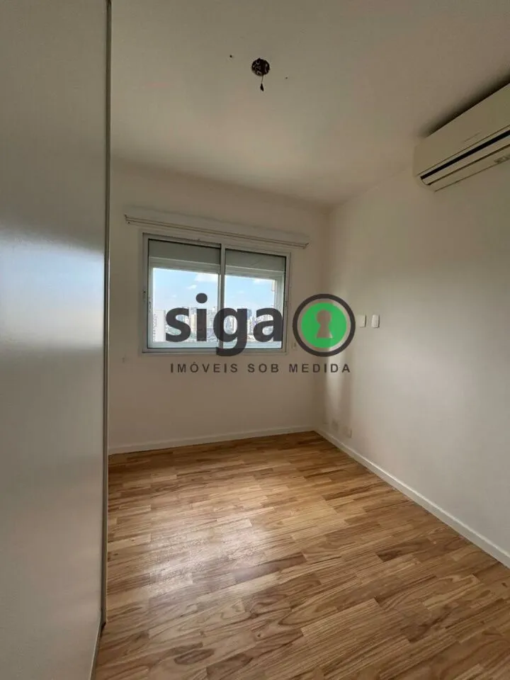 Imagem Apartamento á Venda no Panamby com 4 suítes e 4 vagas
