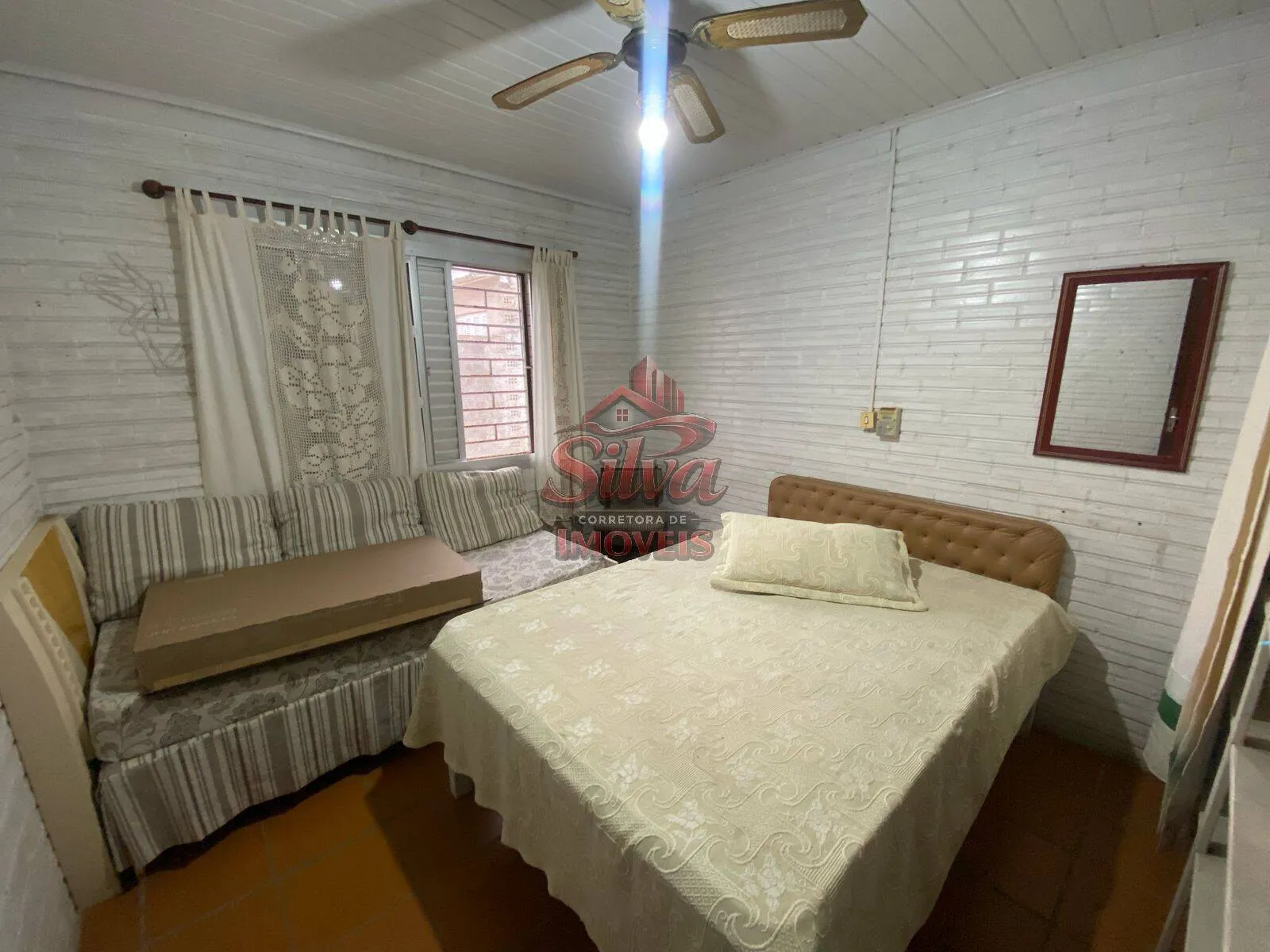 Imagem Casa 5 dormitórios com piscina a 450m do mar