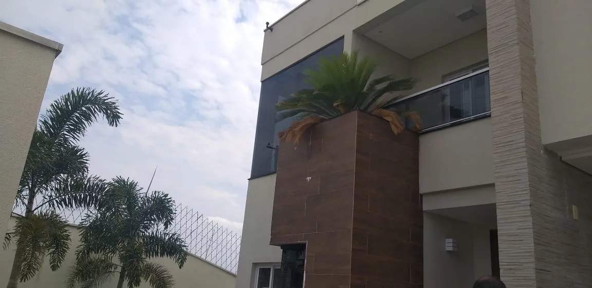Imagem Casa à venda 3 Quartos, 3 Suites, 3 Vagas, 892.1M², Village Mantiqueira, Guaratinguetá - SP