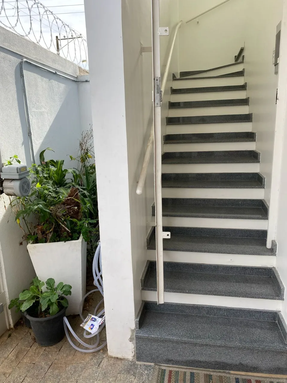 Imagem Casa Comercial à Venda em Sorocaba-SP, Jardim Ana Maria: 4 Quartos, 1 Suíte, 1 Sala, 3 Banheiros, 3 Vagas, 287m². Imperdível!