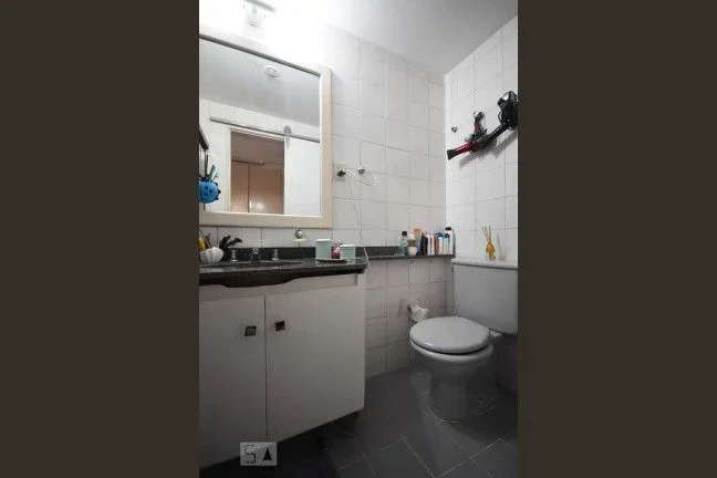 Imagem Apartamento à venda na Vila Andrade, São Paulo-SP: 3 quartos, 1 suíte, 2 banheiros, 2 vagas de garagem!