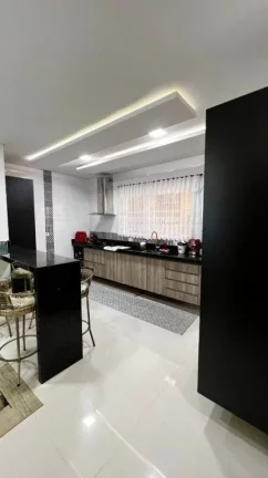 Imagem Casa à Venda em Caiçara, Praia Grande - SP