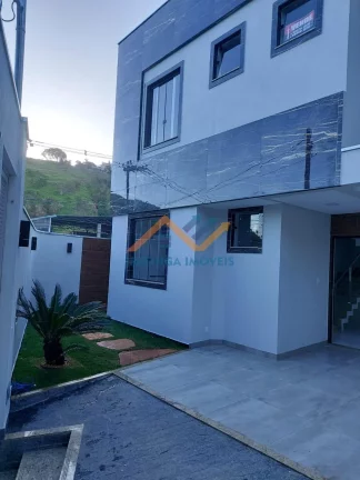 Imagem Casa Duplex de 3 quartos e 2 Vagas de garagem!