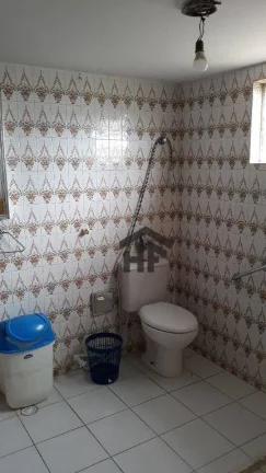 Imagem Casa à venda, com 6 Quartos, localizado em Cajueiro, Recife - Pernambuco.