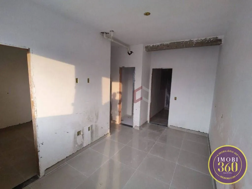 Imagem APARTAMENTO COM 2 DORMITÓRIOS E VAGA NA C. PATRIARCA