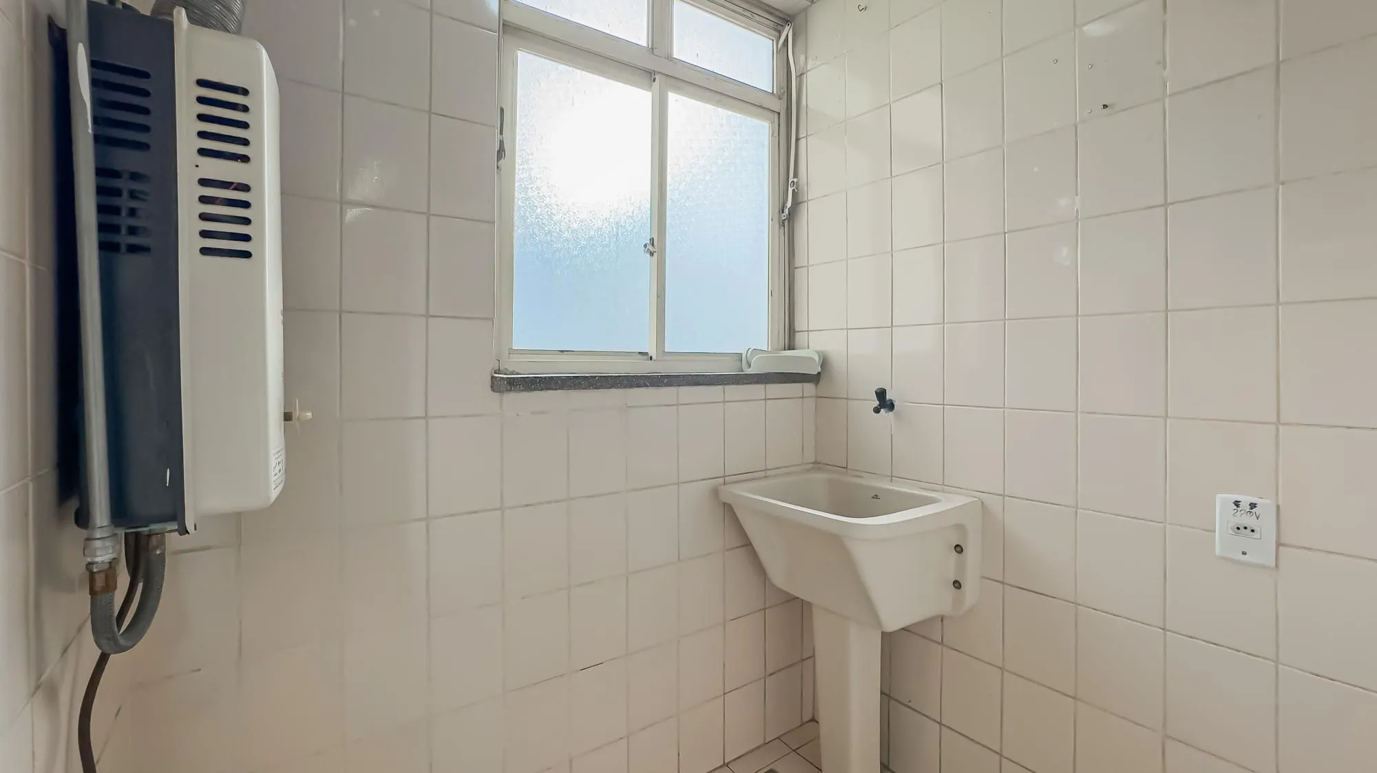 Imagem Apartamento com 3 Quartos (1 suíte) à venda, 76m² - Boa Vista