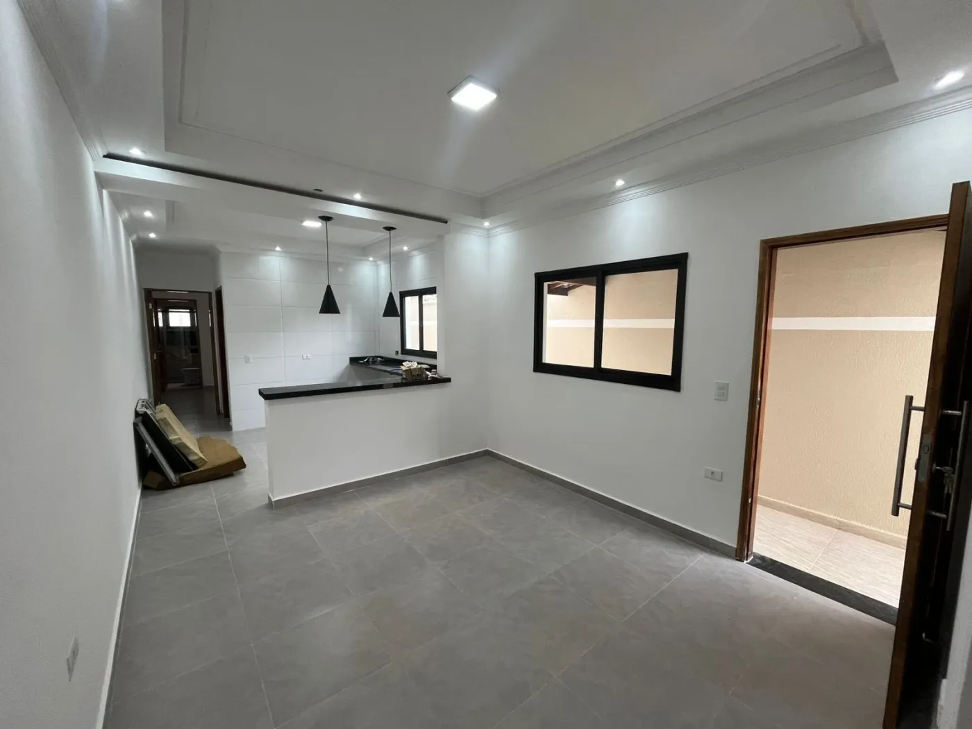 Imagem Casa para Venda em Itanhaém, Corumbá, 2 dormitórios, 1 suíte, 1 banheiro, 2 vagas