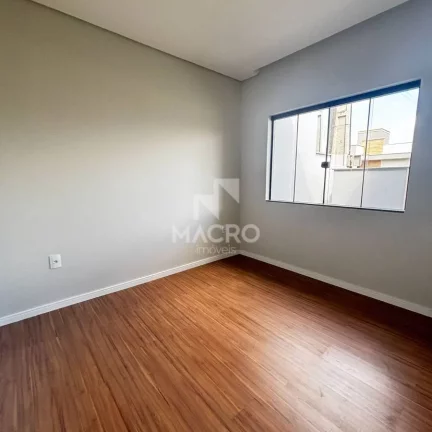 Imagem Geminado de esquina | Três Rios do Norte | 3 quartos (1 suíte) | 118m²