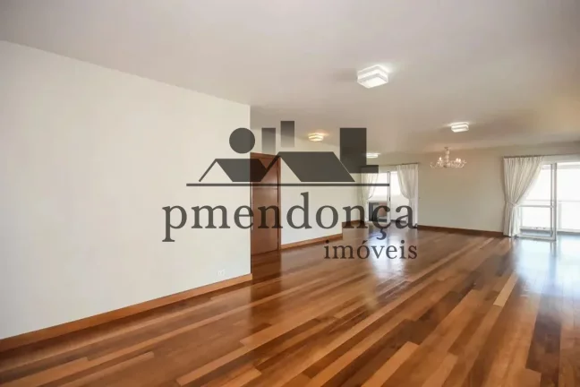 Imagem Apartamento em Pinheiros com 4 quartos (3 suítes) e 4 vagas, 270m²