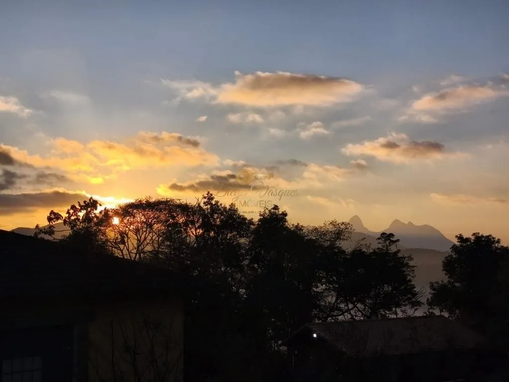 Imagem Casa para Venda em Teresópolis / RJ no bairro Jardim Salaco