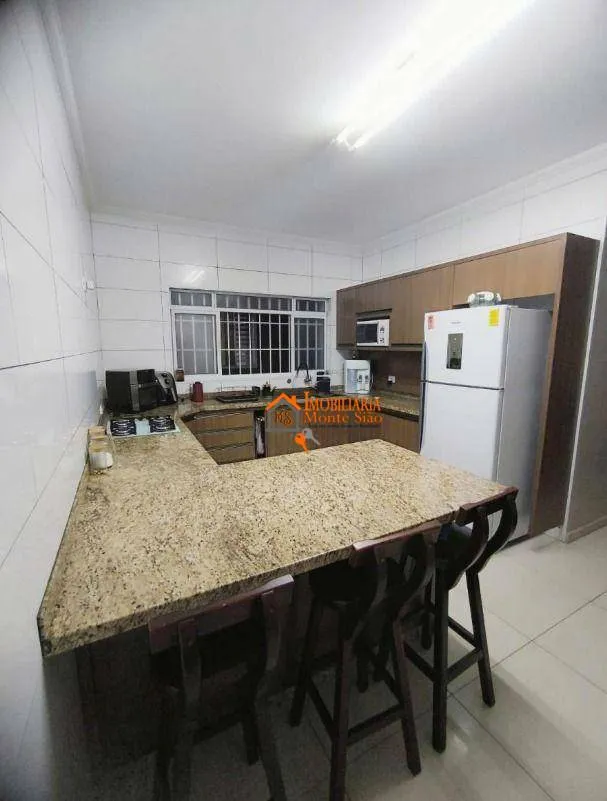 Imagem Sobrado com 3 dormitórios à venda, 356 m² por R$ 970.000 - Jardim Munhoz - Guarulhos/SP