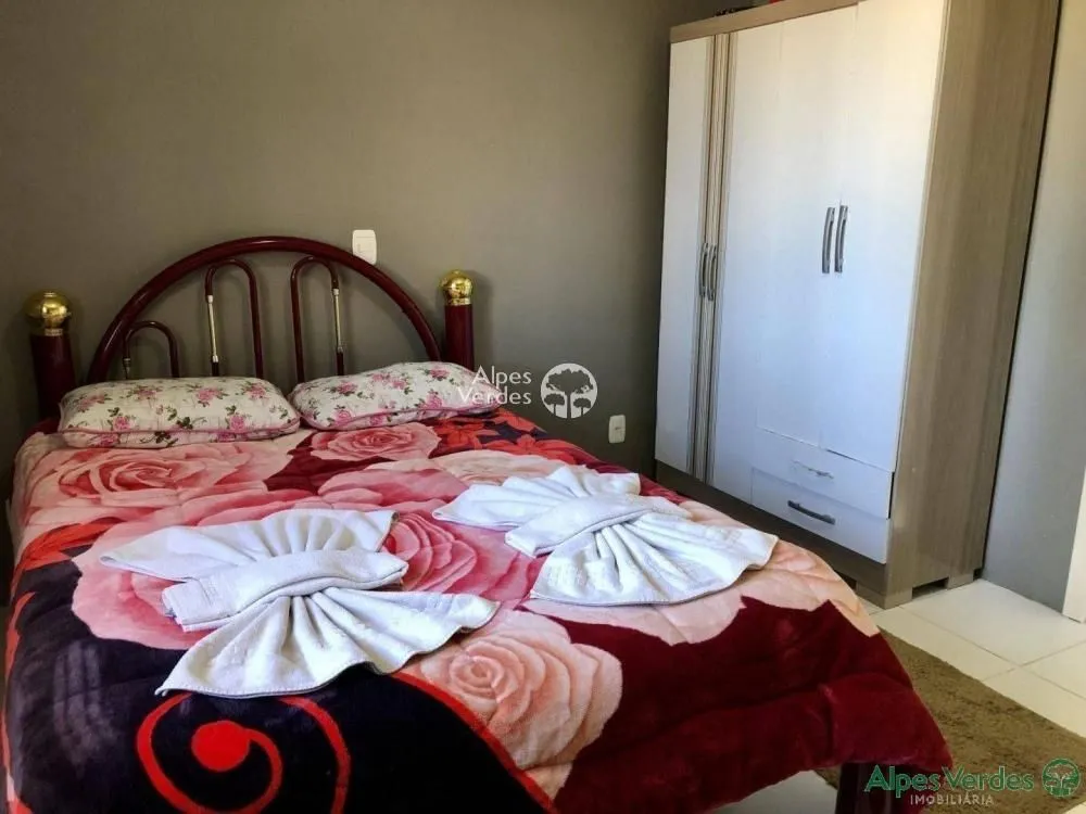 Imagem Vende-se uma linda casa na Várzea Grande - Gramado