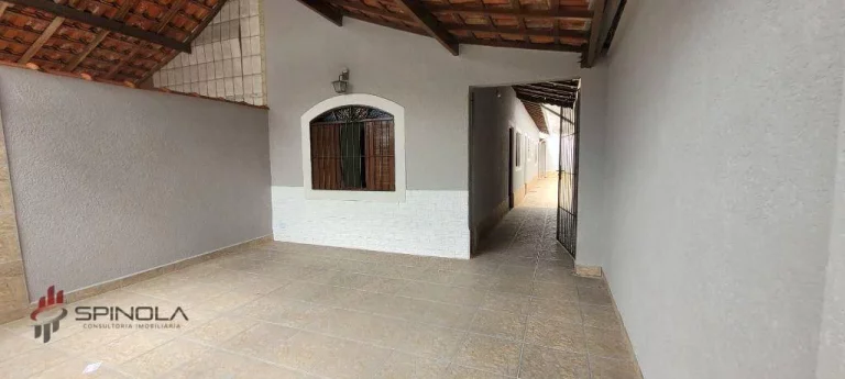 Imagem Casa com 2 dormitórios à venda, 70 m² por R$ 399.000,00 - Maracanã - Praia Grande/SP