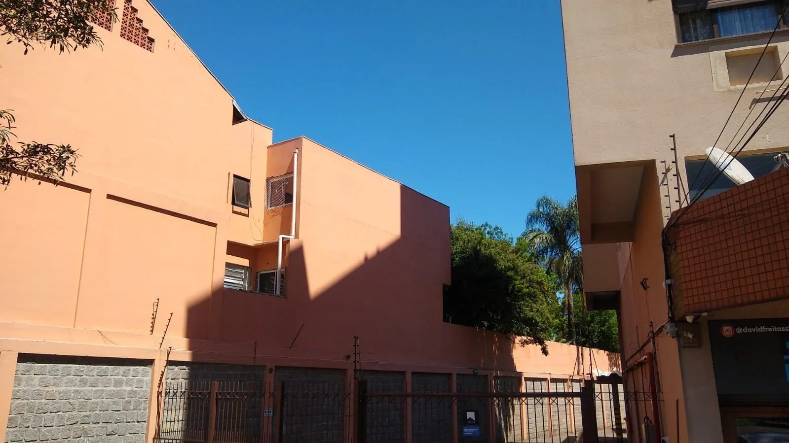 Imagem Excelente casa comercial no bairro Glória!