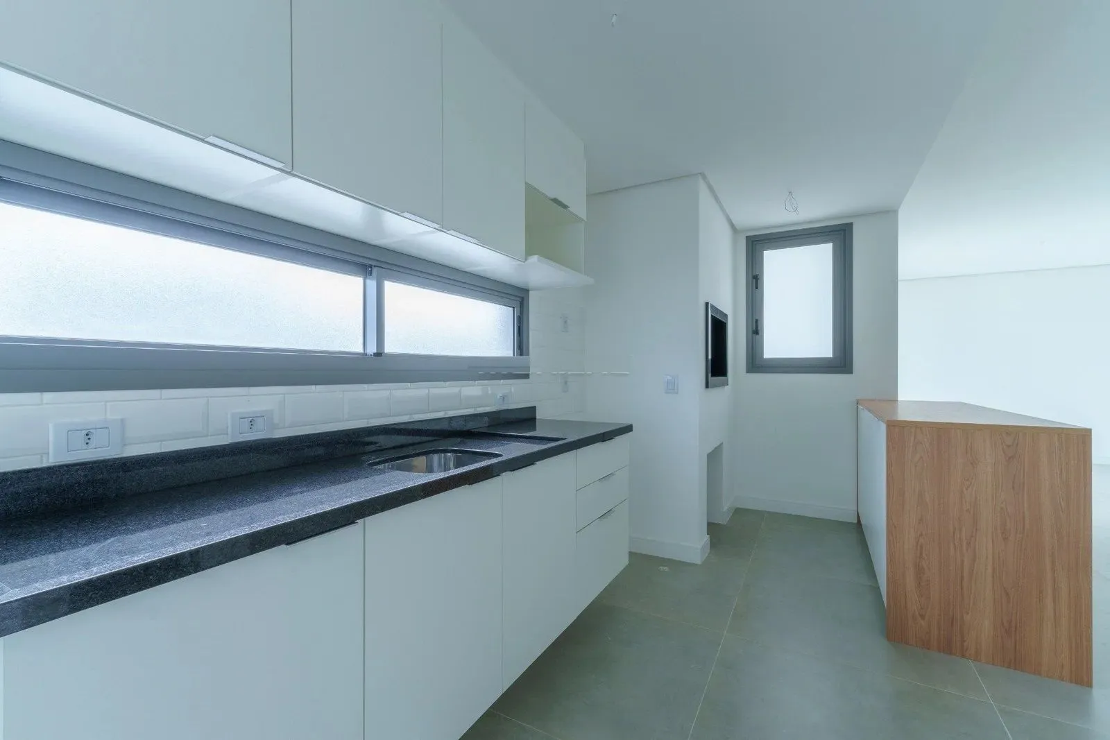 Imagem MÁFFER IMÓVEIS ALUGA - APARTAMENTO NOVO 2 DORMITÓRIOS COM SUÍTE E 2 VAGAS Rua João Beiruti - Bairro Chácara das Pedras | Porto Alegre/RS
