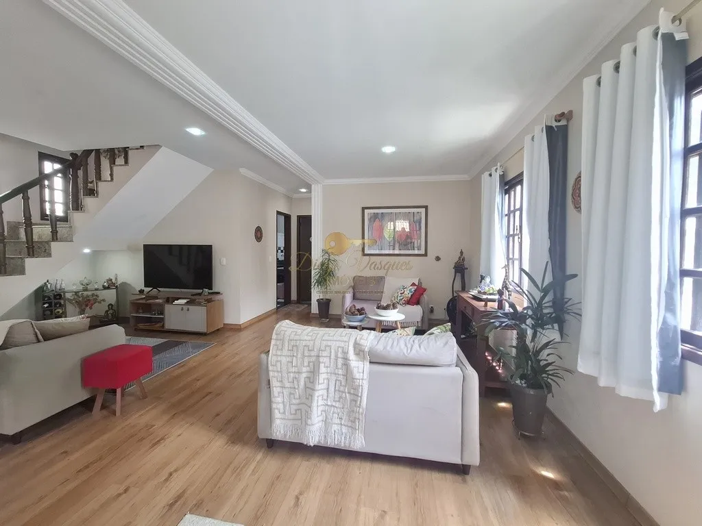 Imagem Casa para Venda em Teresópolis / RJ no bairro Parque do Imbui