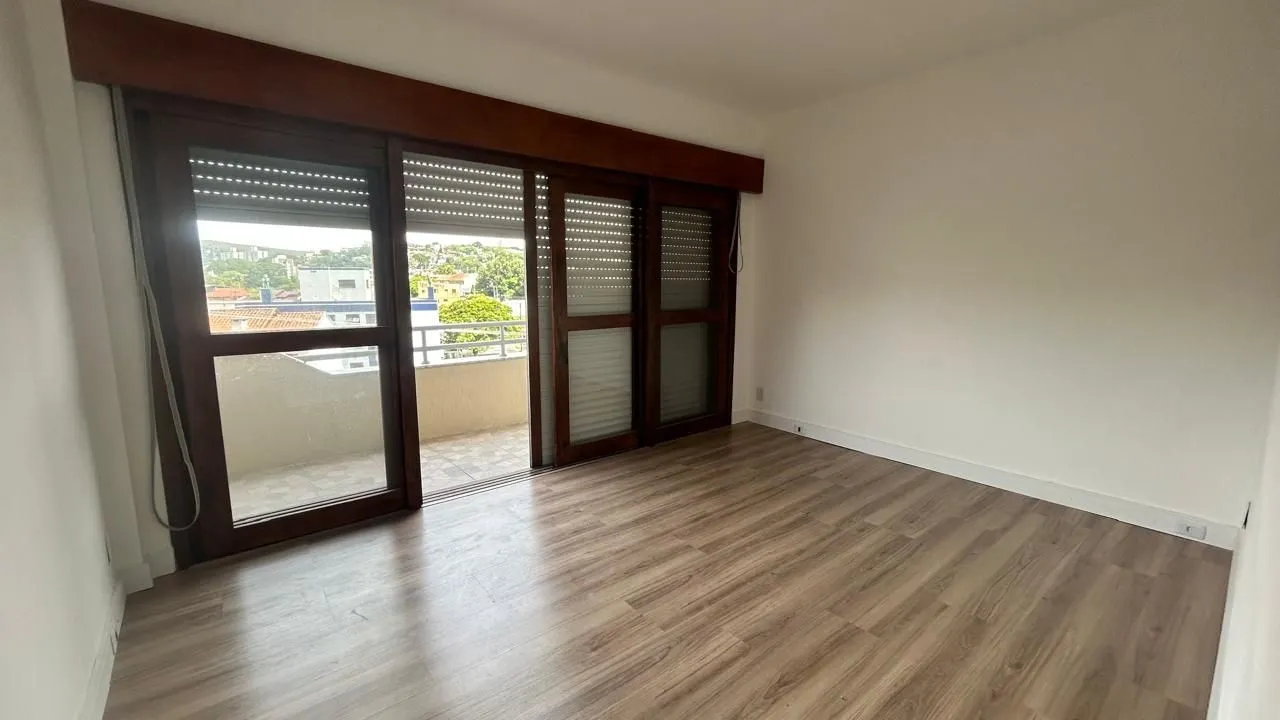 Imagem Apartamento 1 dormitórios no bairro Medianeira em Porto Alegre para Alugar