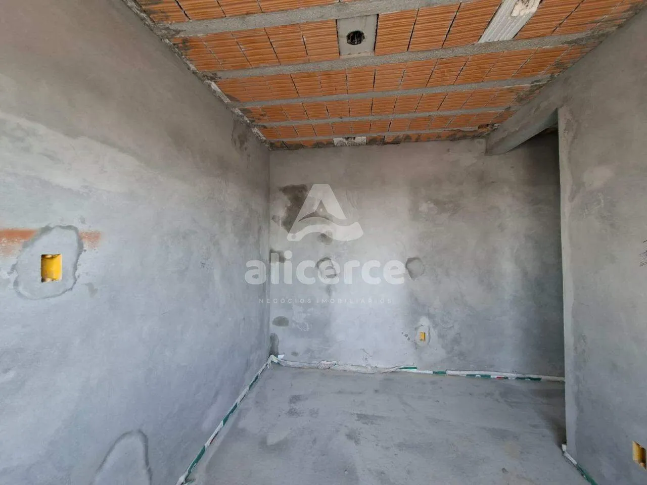 Imagem Apartamento à Venda no Pagani - 76m², 2 Dormitórios (1 Suíte), Palhoça/SC