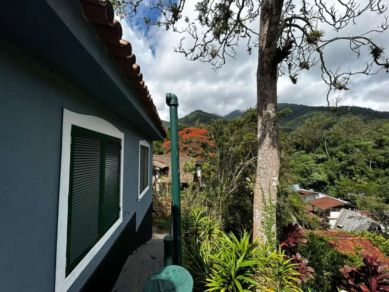 Imagem Casa para Venda em Petrópolis / RJ no bairro Fazenda Inglesa