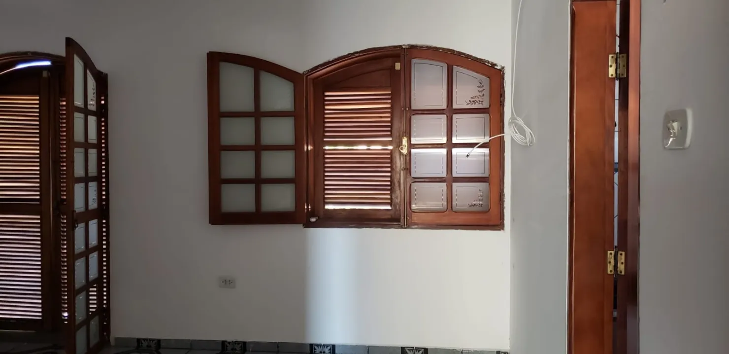 Imagem Casa à venda 3 Quartos, 1 Suite, 2 Vagas, 250M², Jardim da Luz, Taubaté - SP