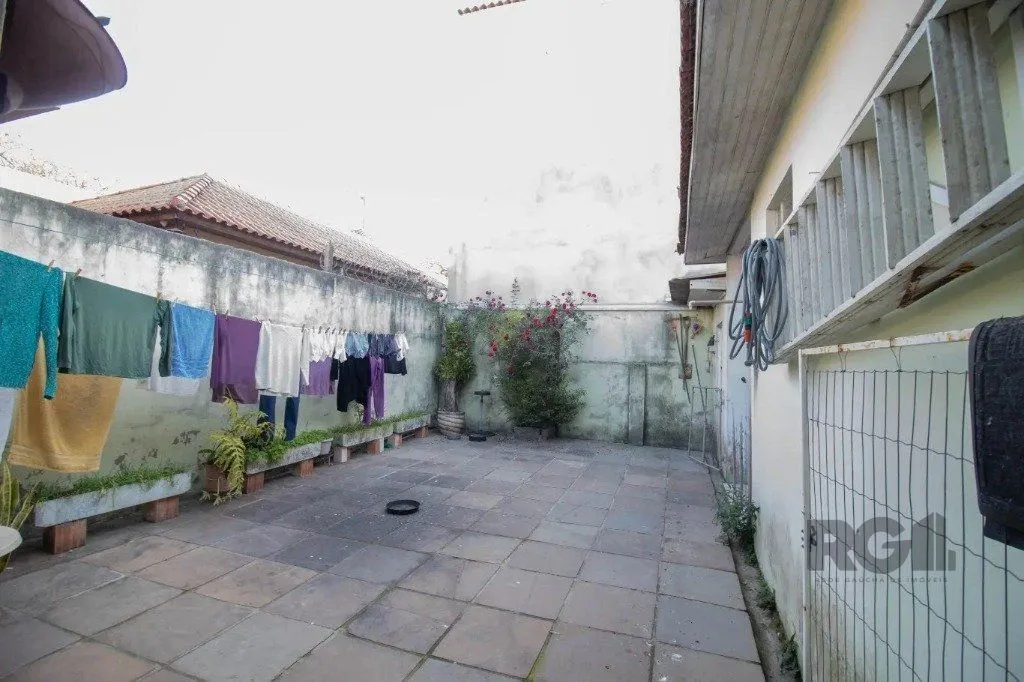 Imagem Casa de 3 dormitórios no bairro Santa Maria Goretti