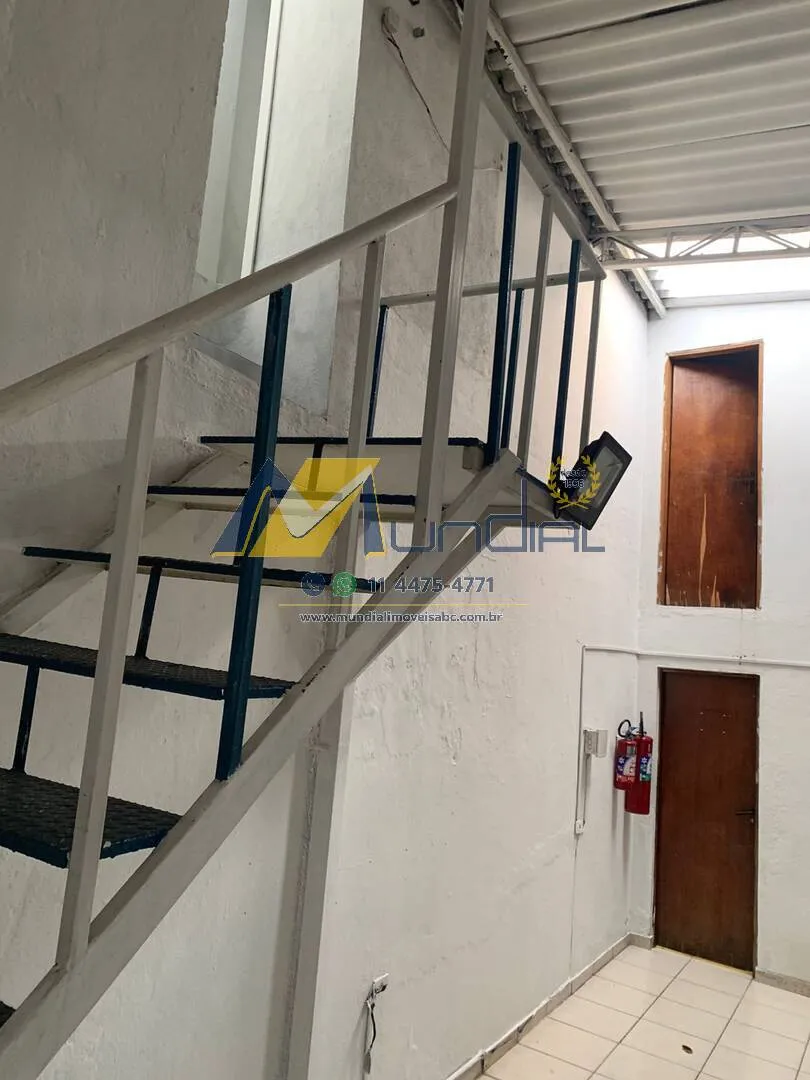 Imagem Alugo Salão Comercial em Santo André