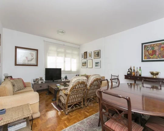 Apartamento a venda em Higienópolis com 3 quartos e 1 vaga, 136m²