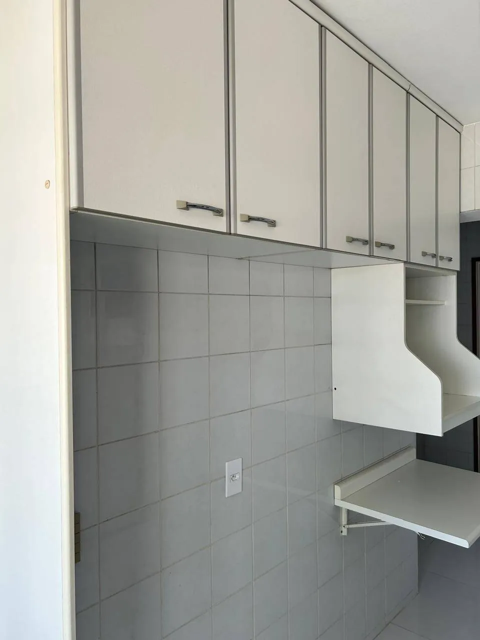 Imagem Apartamento Próximo ao Centro Comercial Alphaville - 3 Dormitórios, 1 Suíte, 90,2m²