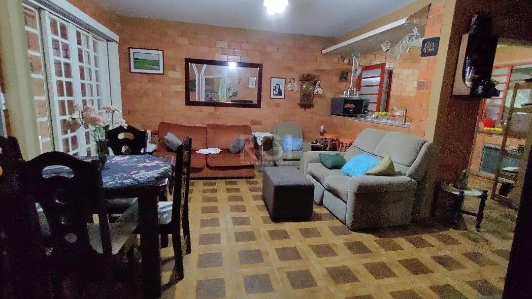 Imagem Sitio à venda no Lami, com 2 casas térreas, com 4 quartos cada uma