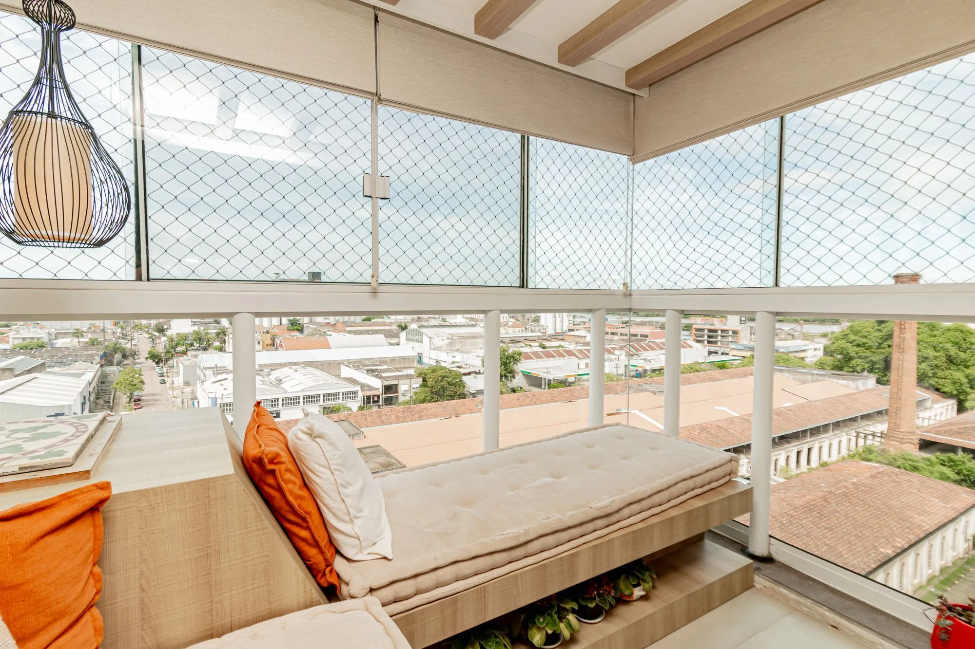 Imagem Apartamento 3 dormitórios, 2 banheiros, 1 vaga coberta e piscinas B. São Geraldo