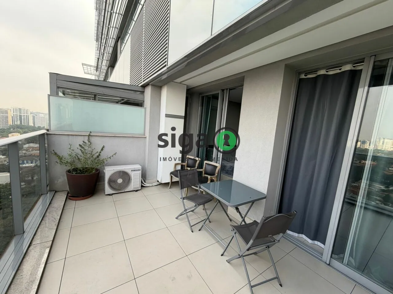 Imagem Apartamento a venda em Pinheiros, com 1 quarto e 1 vaga