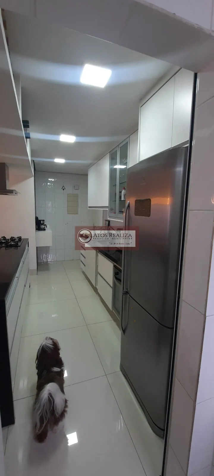 Imagem Vendo Oportunidade de Alto Padrão no Morumbi. Apartamento de 100M², 3 Dormitórios com planejados, sendo 1 Suíte, Sacada Gourmet envidraçada com Churrasqueira, Torre única com vista Livre panorâmica, 2 Vagas Fixa Cobertas, Piscina Semiolímpica, condomínio 