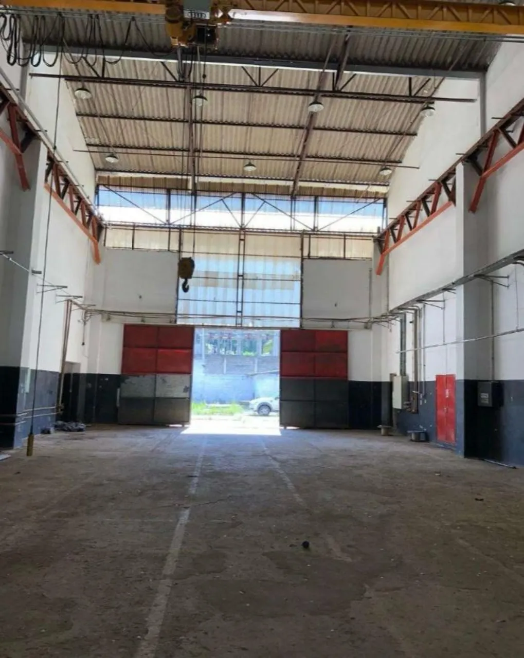 Galpão Industrial para Locação em Mairinque-SP, Bairro Mairinque: 1 Sala, 4 Banheiros, 2.000m² de Área. em Mairinque, MAIRINQUE - SP