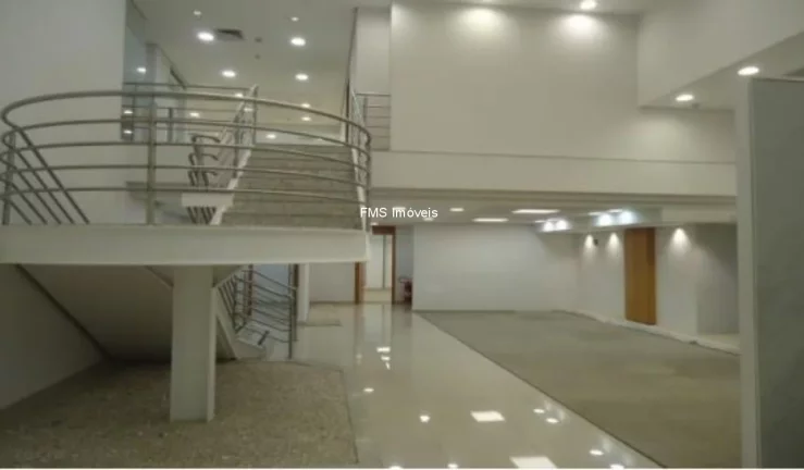 Imagem Loja para Locação no Jardim Paulistano, São Paulo-SP: 598m², 14 Vagas de Garagem!