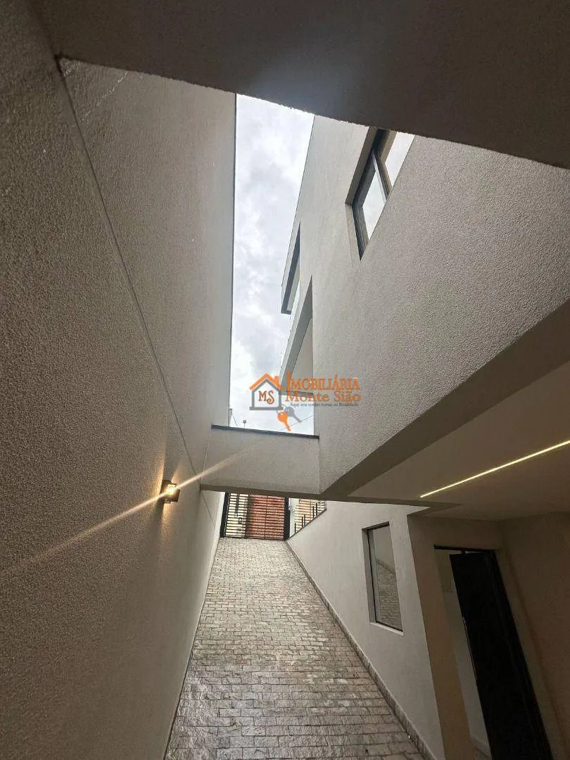 Imagem Sobrado com 3 dormitórios à venda, 158 m² por R$ 830.000,00 - Centro - Arujá/SP