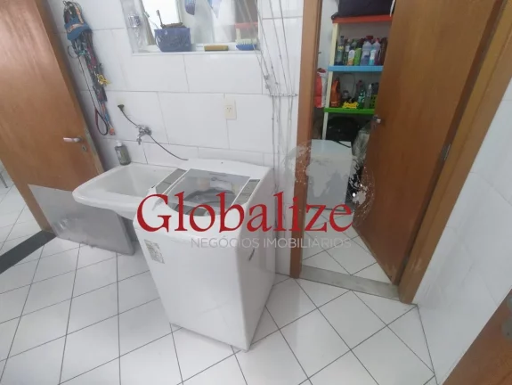 Imagem Apartamento dos seus sonhos com 3 suítes e dependência de empregada completa sendo 2 quadras da Praia na Pompéia em Santos (SP) por R$.1.400.000,00 !