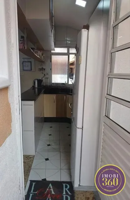 Imagem Sobrado em Condomínio à Venda em Poá, 110 m² 3 Dormitórios 1 Suíte.