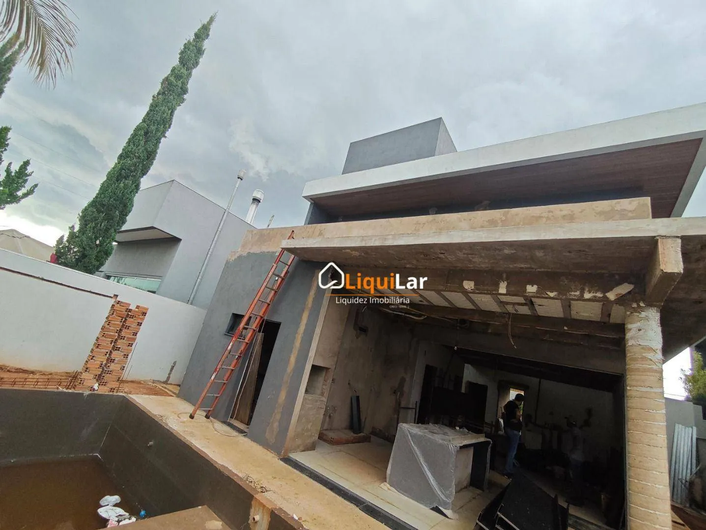 Imagem Sobrado/Condomínio com 5 Quartos à Venda por R$2.895.000,00 no Residencial Alphaville II