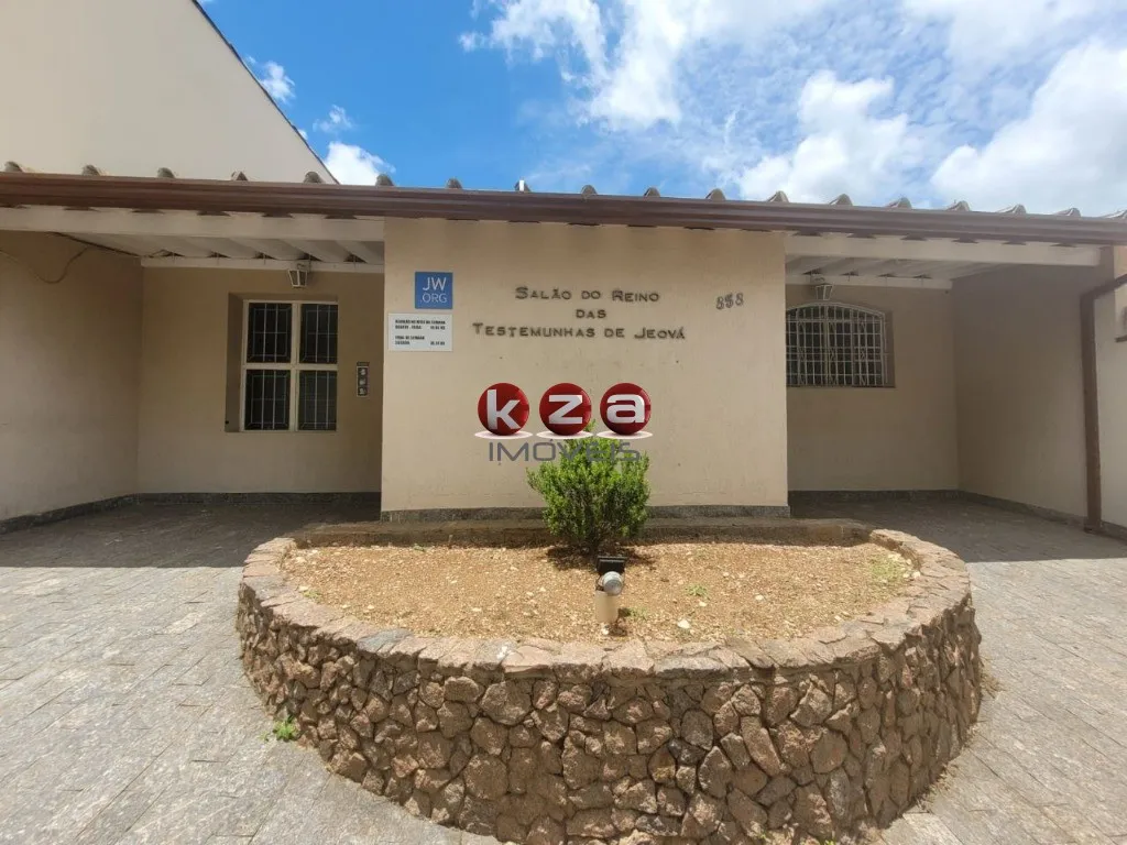 Imagem Casa Comercial à Venda em Valinhos-SP - Vila D'agostinho: 02 Quartos, 3 Salas, 1 Banheiro, 2 Vagas de Garagem, 182,00 m² de Área.