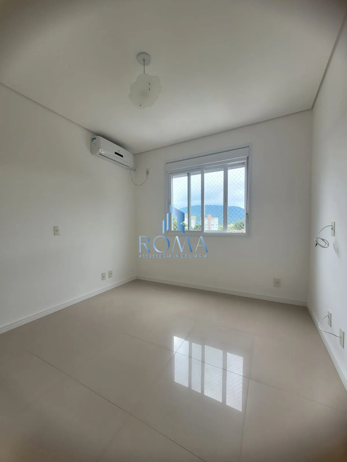 Imagem Apartamento em frente ao Colégio Riachuelo - Camobi