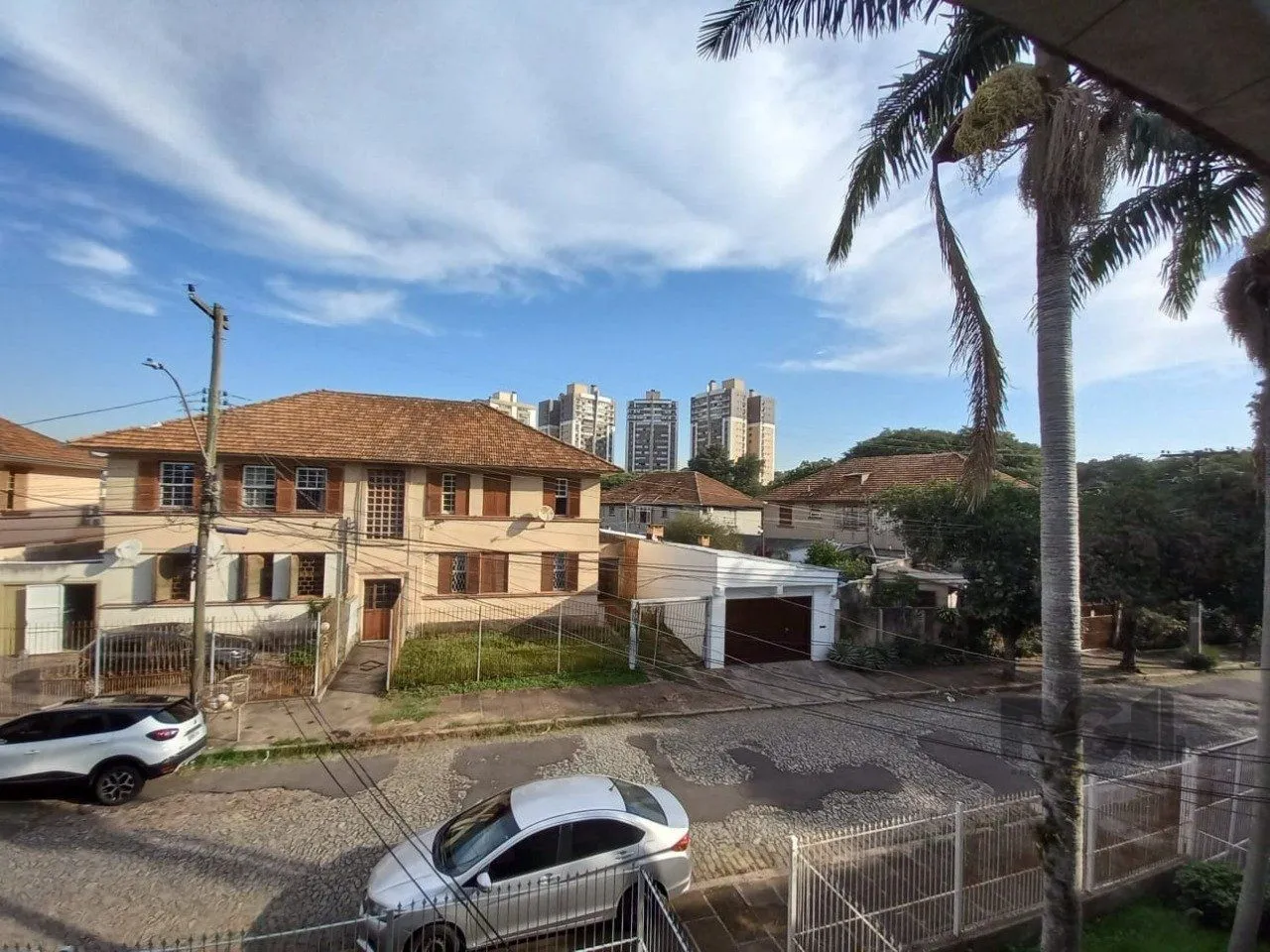 Imagem Apartamento 3 dormitórios com casa nos fundos