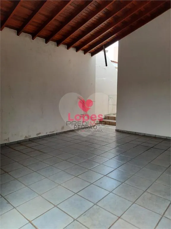 Imagem Casa de 3 quartos, 147m² no bairro Jardim Ubirama, em Lençóis Paulista
