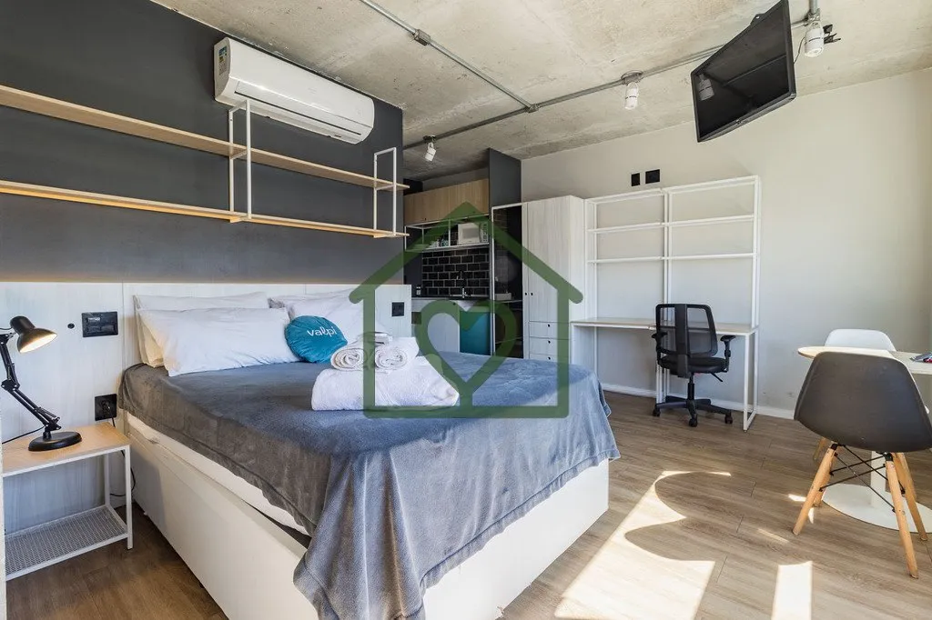 Imagem Studio premium 100% mobiliado com vaga. Localização com máxima demanda em Porto Alegre. Novos. Ro...