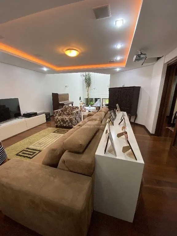 Imagem Casa com 3 dormitórios, 597 m² - Venda por R$ 1.399.000,00 - Cristal - Porto Alegre/RS