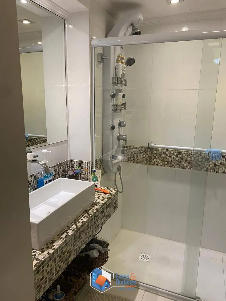 Imagem APARTAMENTO À VENDA 147M², C/ 4 DORMS (1 SUÍTE), 2 SACADAS PRIVATIVAS, 2 VGS FIXAS, MOEMA - SÃO PAULO - SP.