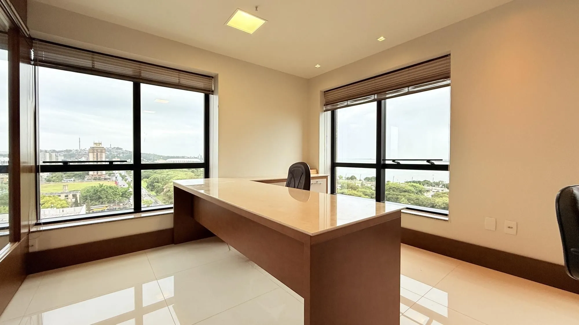 Imagem Sala Comercial em Praia de Belas