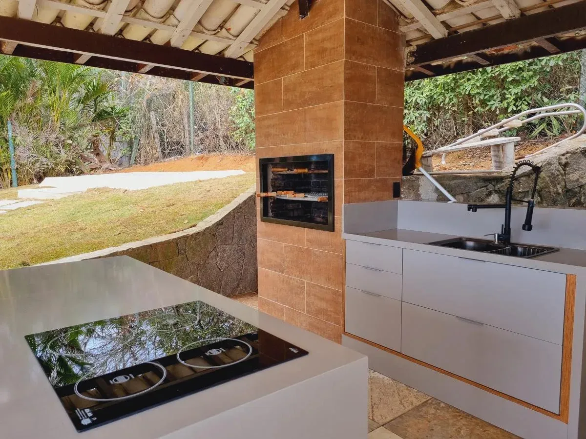 Imagem Casa para Venda em Armação dos Búzios / RJ no bairro Ferradura