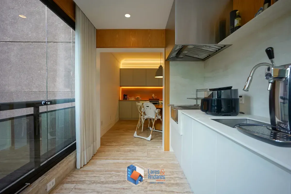 Imagem Apartamento para venda em Real Parque com 4 quartos, sendo 4 suítes, 275m²